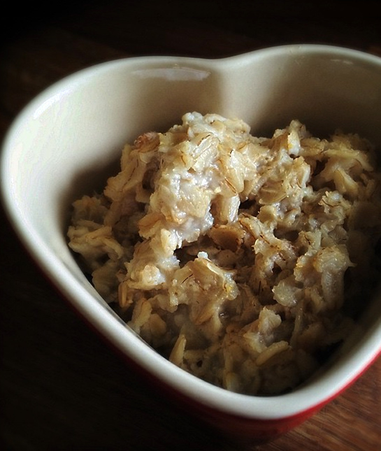95202-mom_tiny-health-changes_01_breakfast_twenty20_fa6e0b48-5ab.jpg