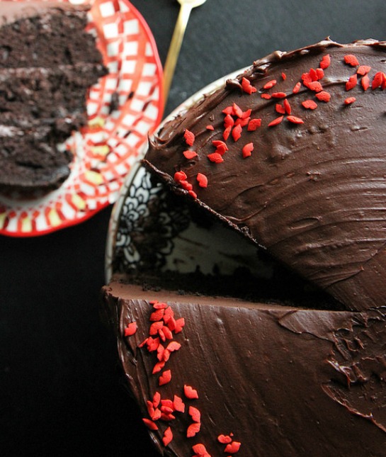 95230-spicy-chocolate-cake.jpg