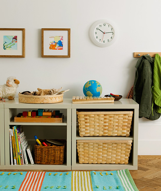 99957-mom_time-saving-cleaning-tips_01_place_getty_81992435.jpg