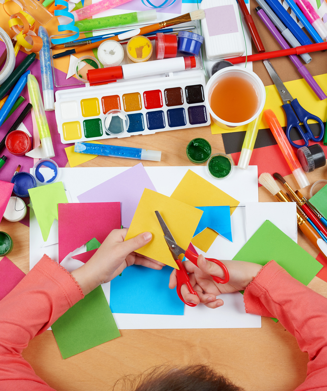 DIY_Valentine-s_Day_Crafts_supplies.jpg