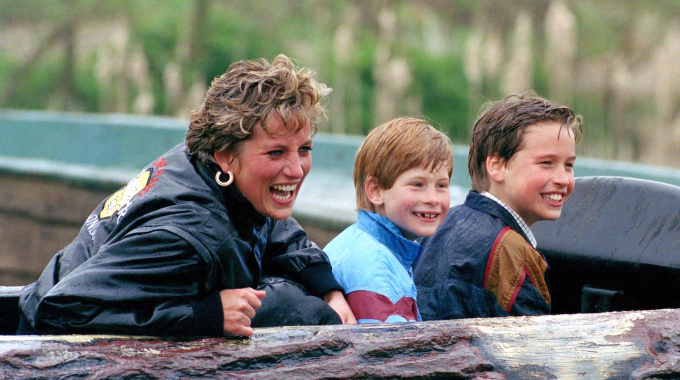 Diana, William & Harry At Thorpe Park