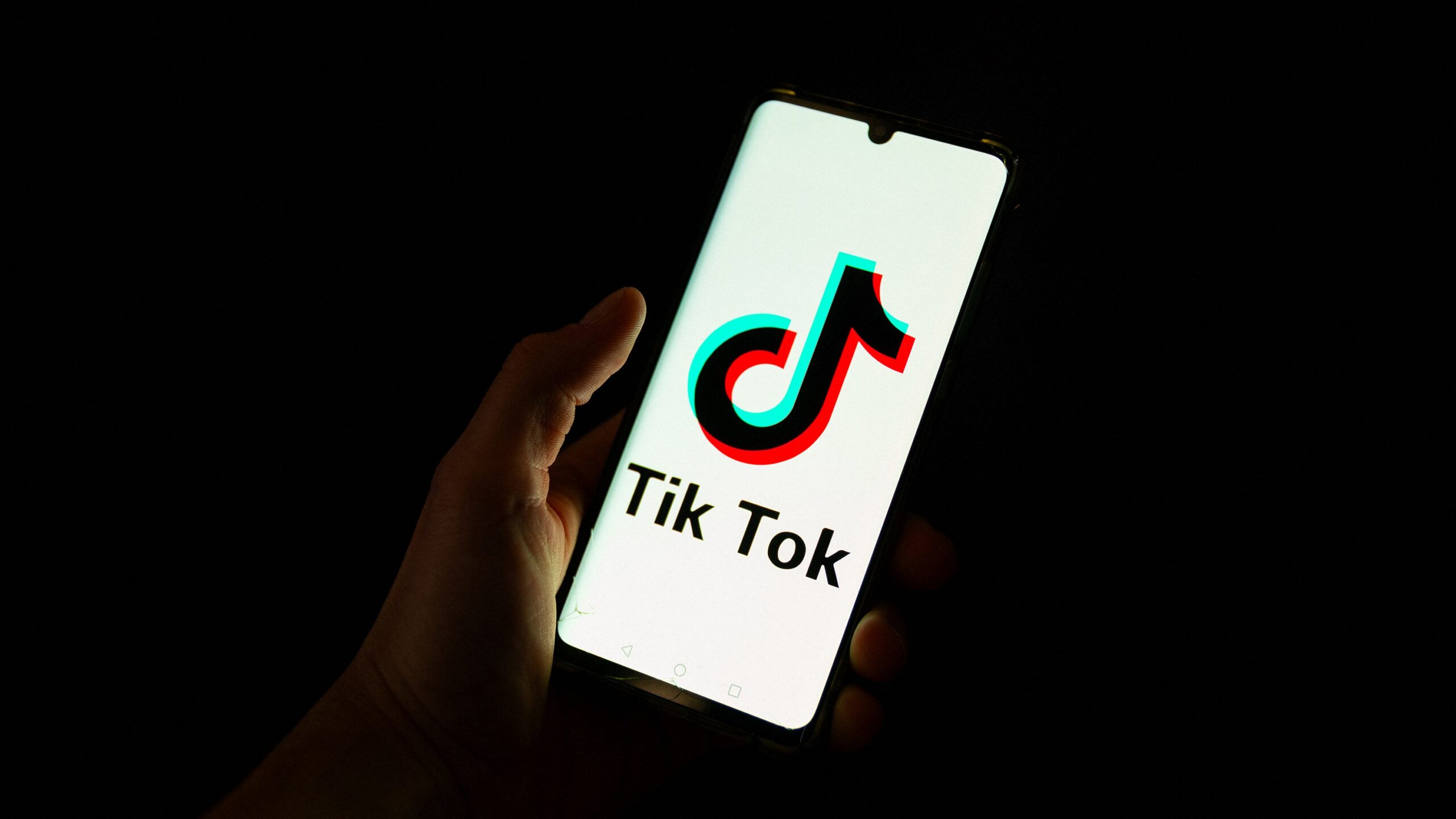 OPED-TIKTOK-PROGRESSIVE-COMMENTARY-GET