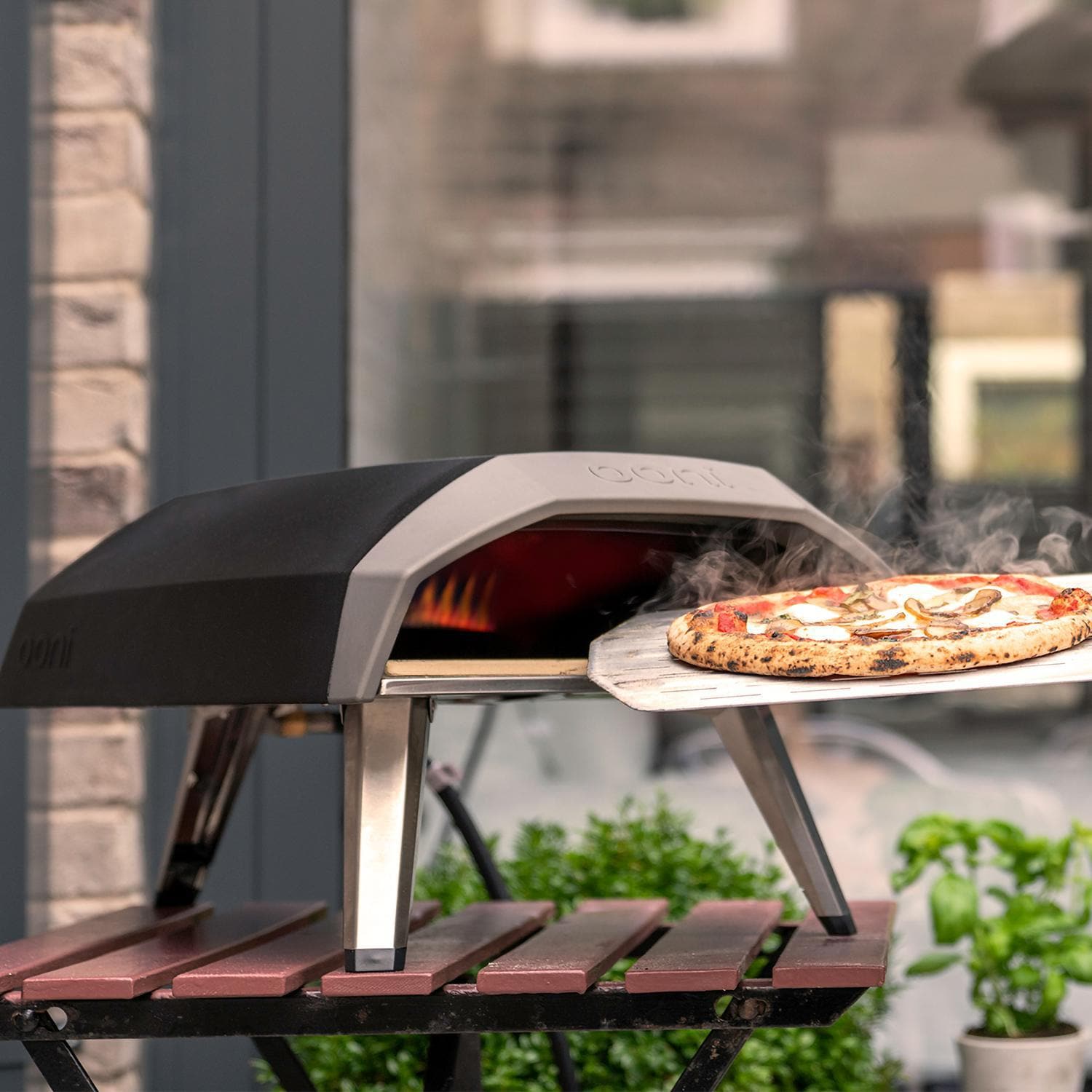 Ooni_pizza_oven.jpg