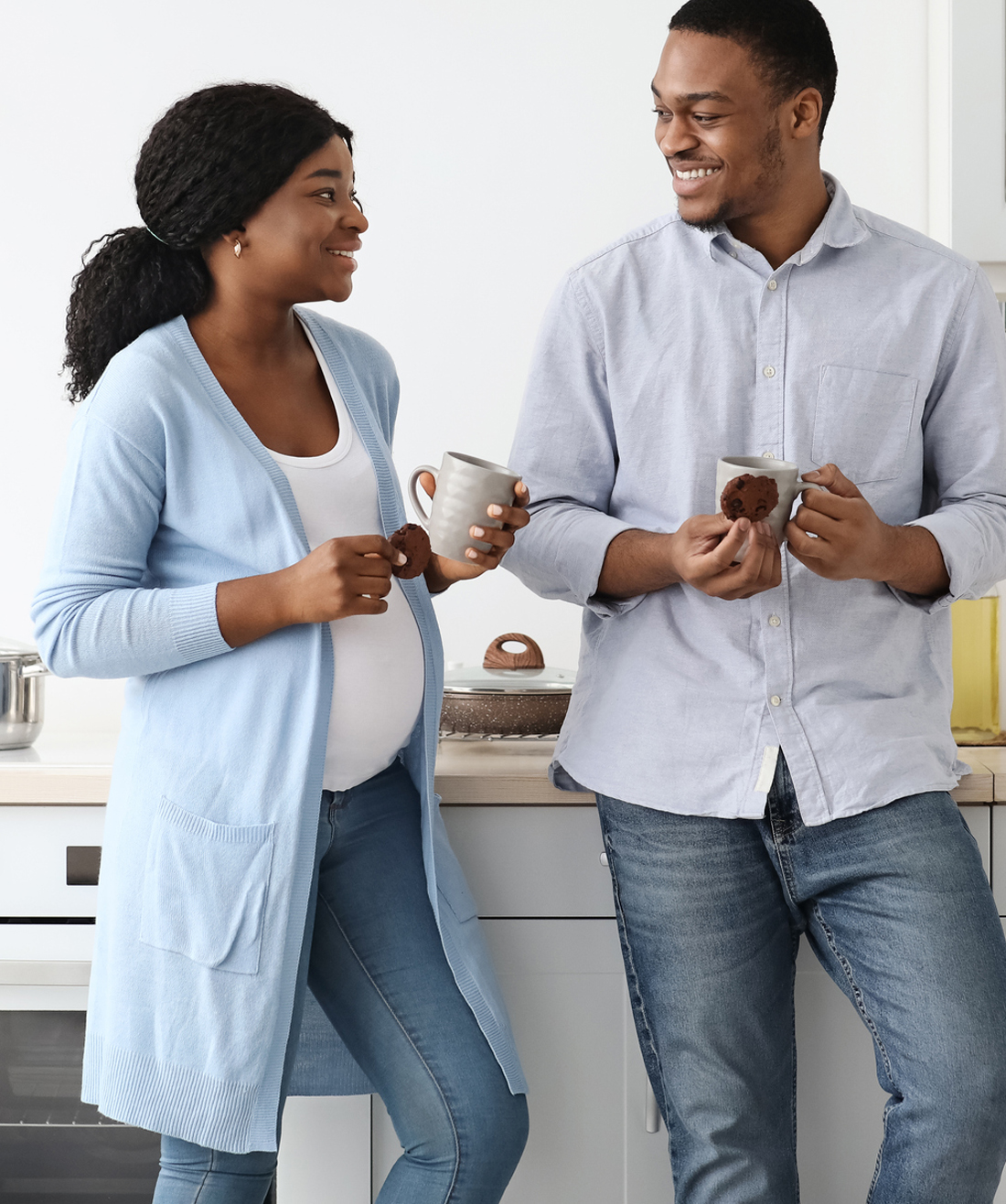 Pregnancy_Eating_coffee.jpg