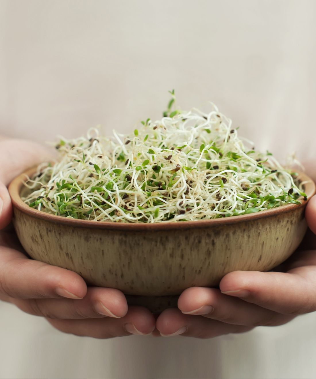 Pregnancy_Eating_sprouts.jpg
