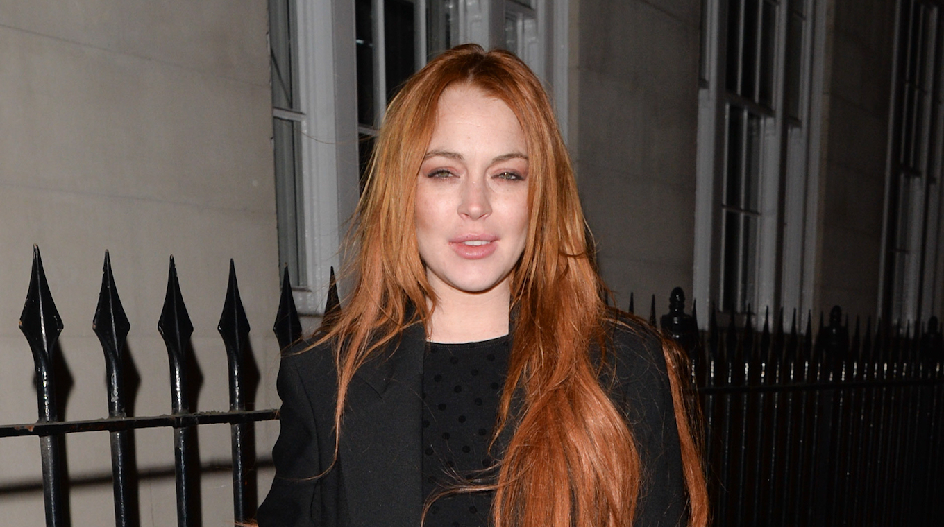 *STOCK* Lindsay Lohan Dining Out In London