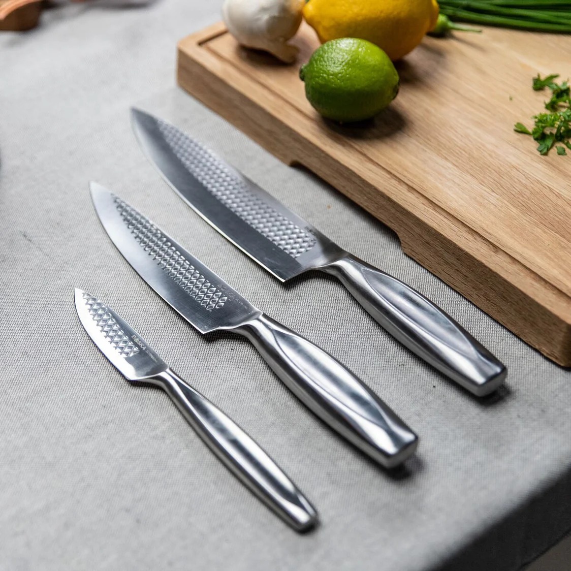 Square-307132Foodknifesetof3Mona.jpeg