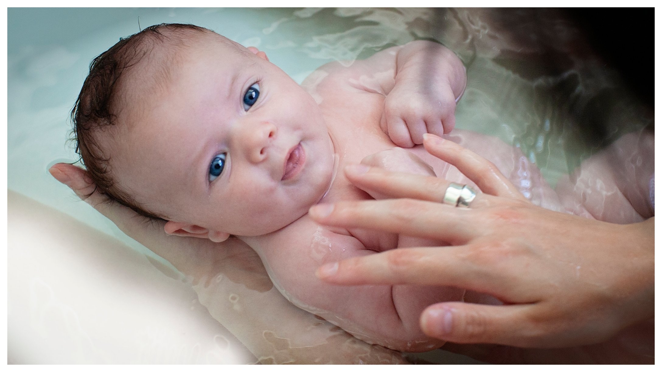 baby-bath-time