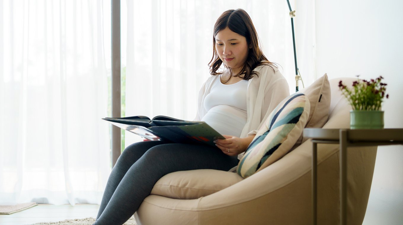 books_to_read_to_baby_in_the_womb_2.jpg