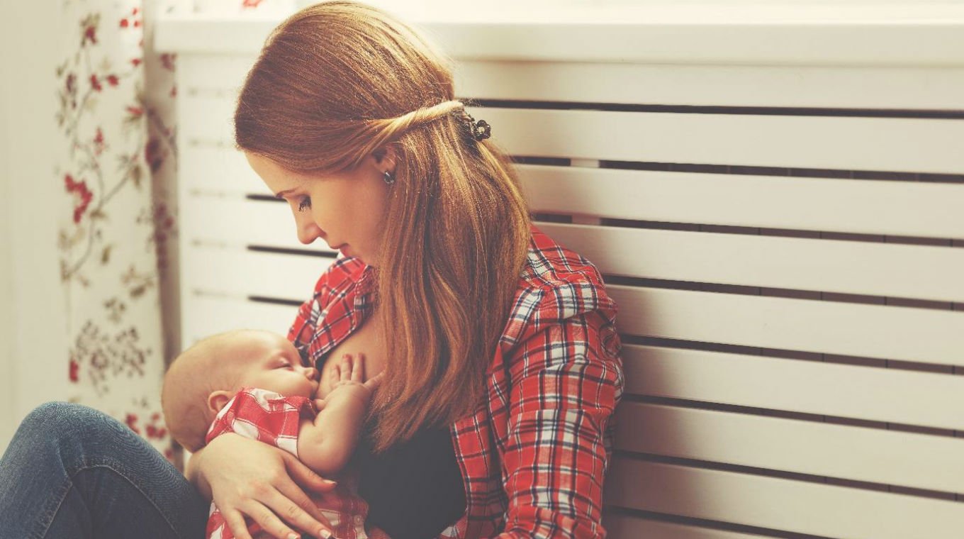breastfeeding-mom.jpg