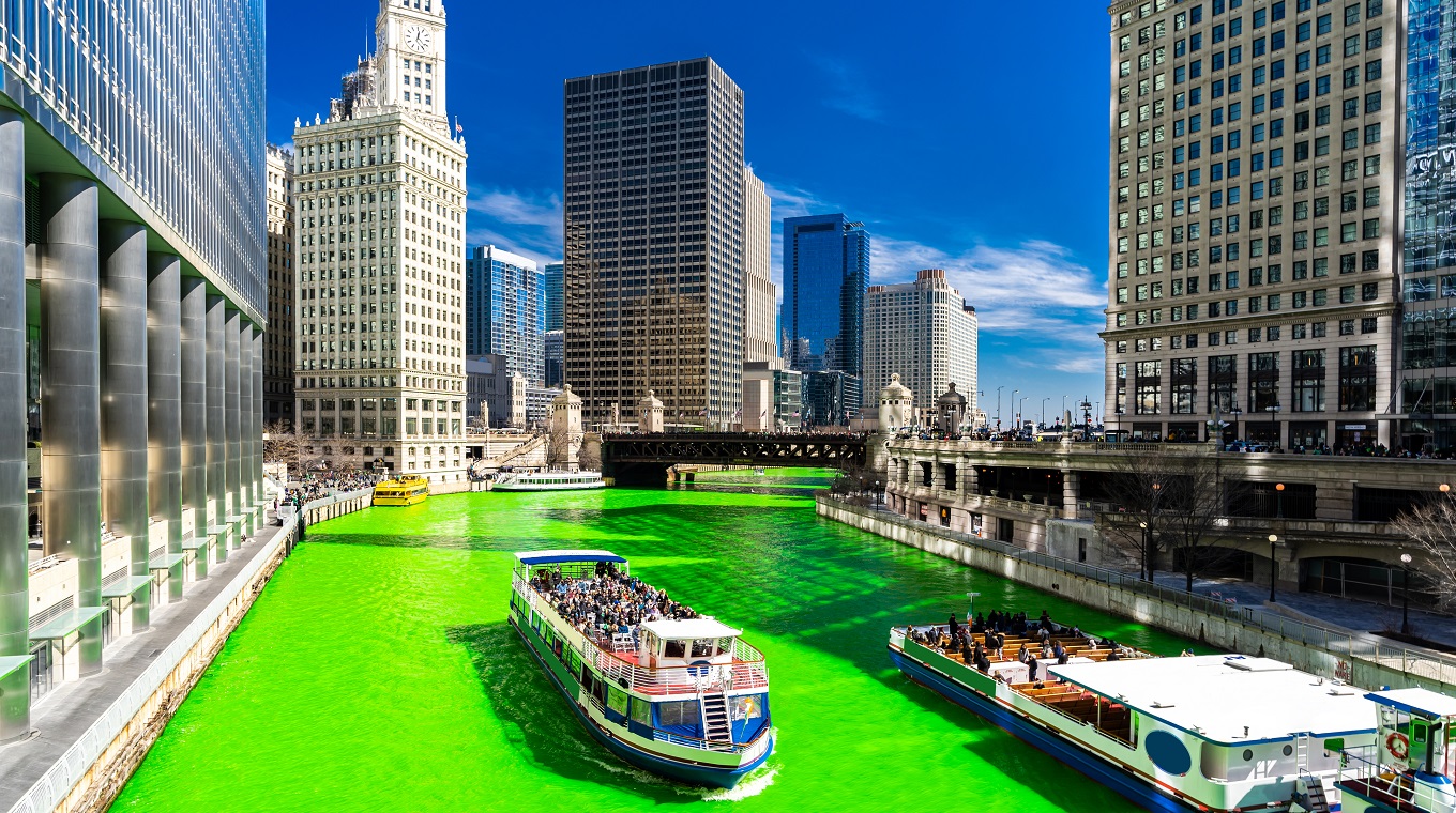 Dyeing River Chicago St' Partick Day.