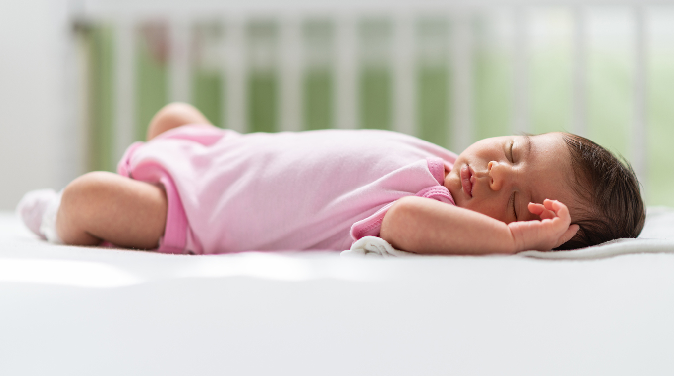 how_to_hold_a_newborn_baby_3.jpg