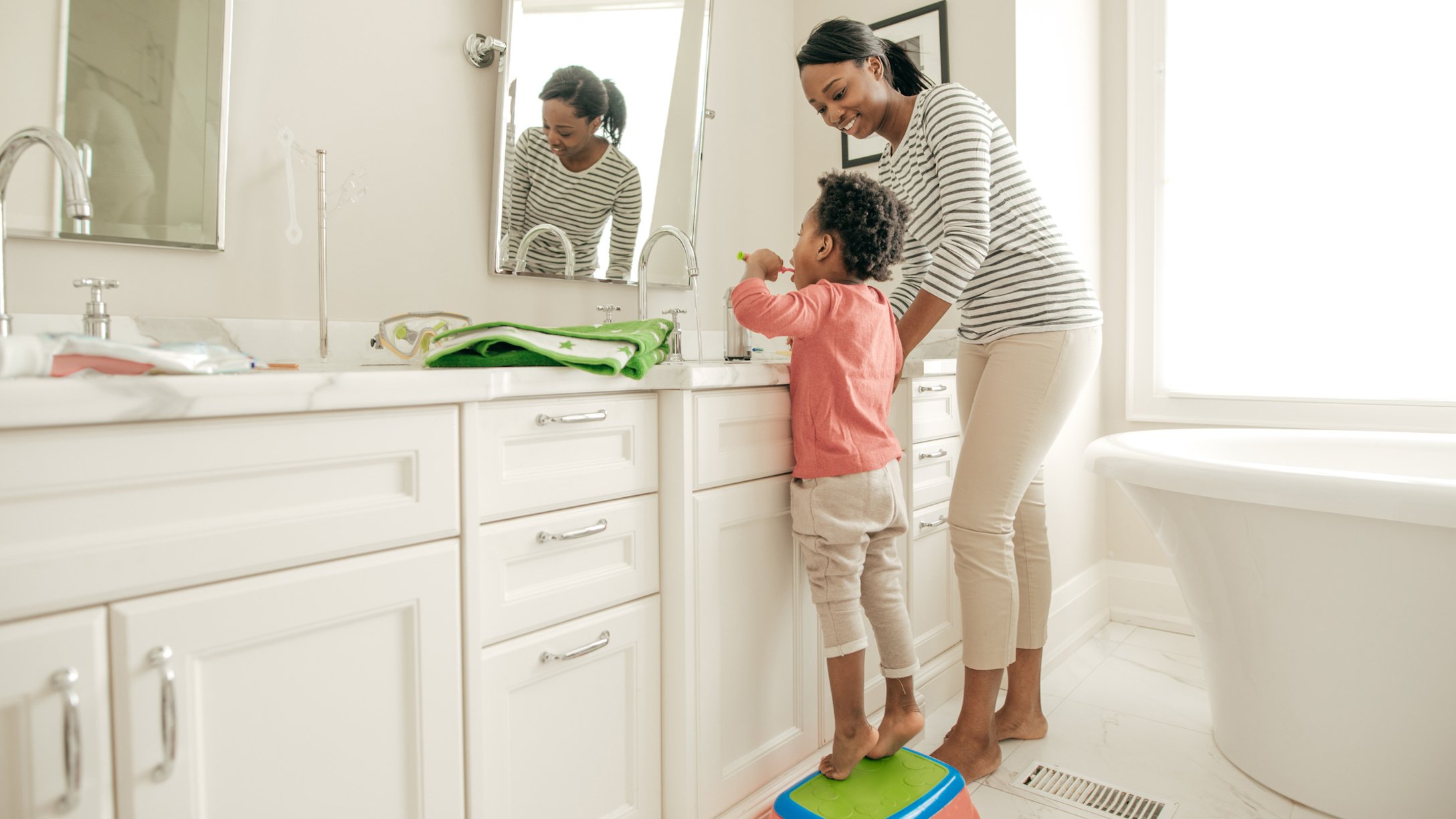 iStock-1043074338