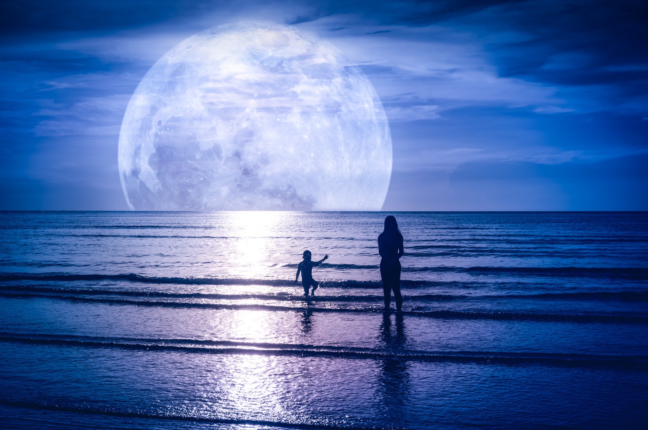 motherhood-moon
