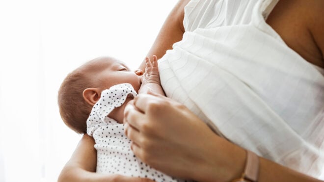 tips-struggling-breastfeeding