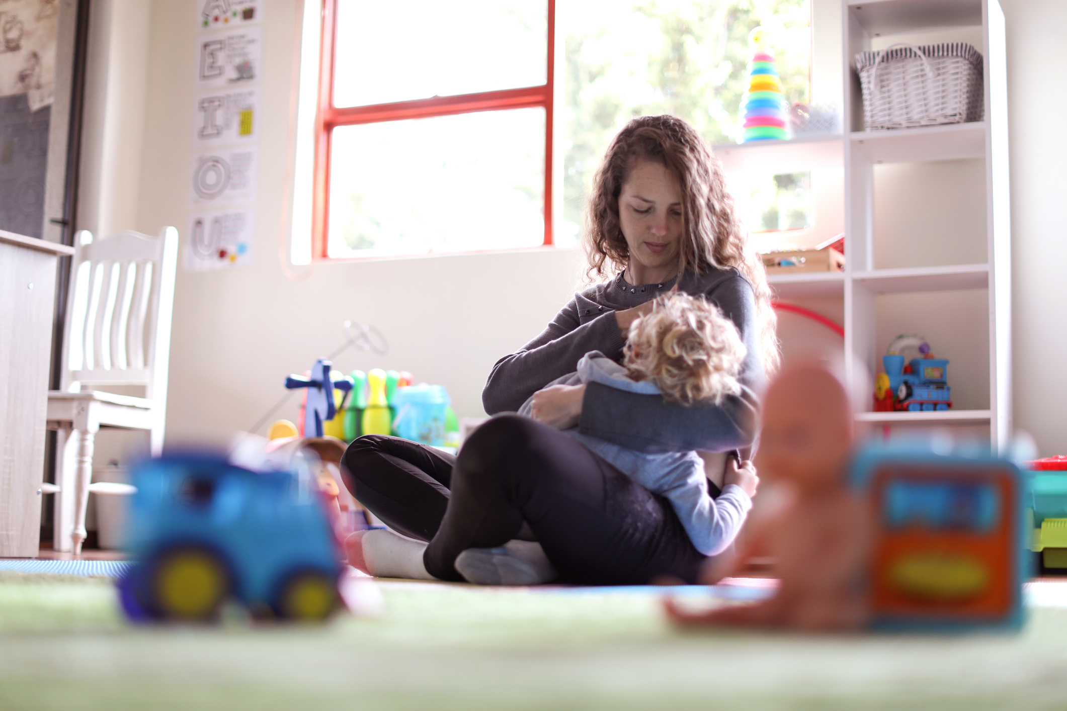 mom-breastfeeding-toddler