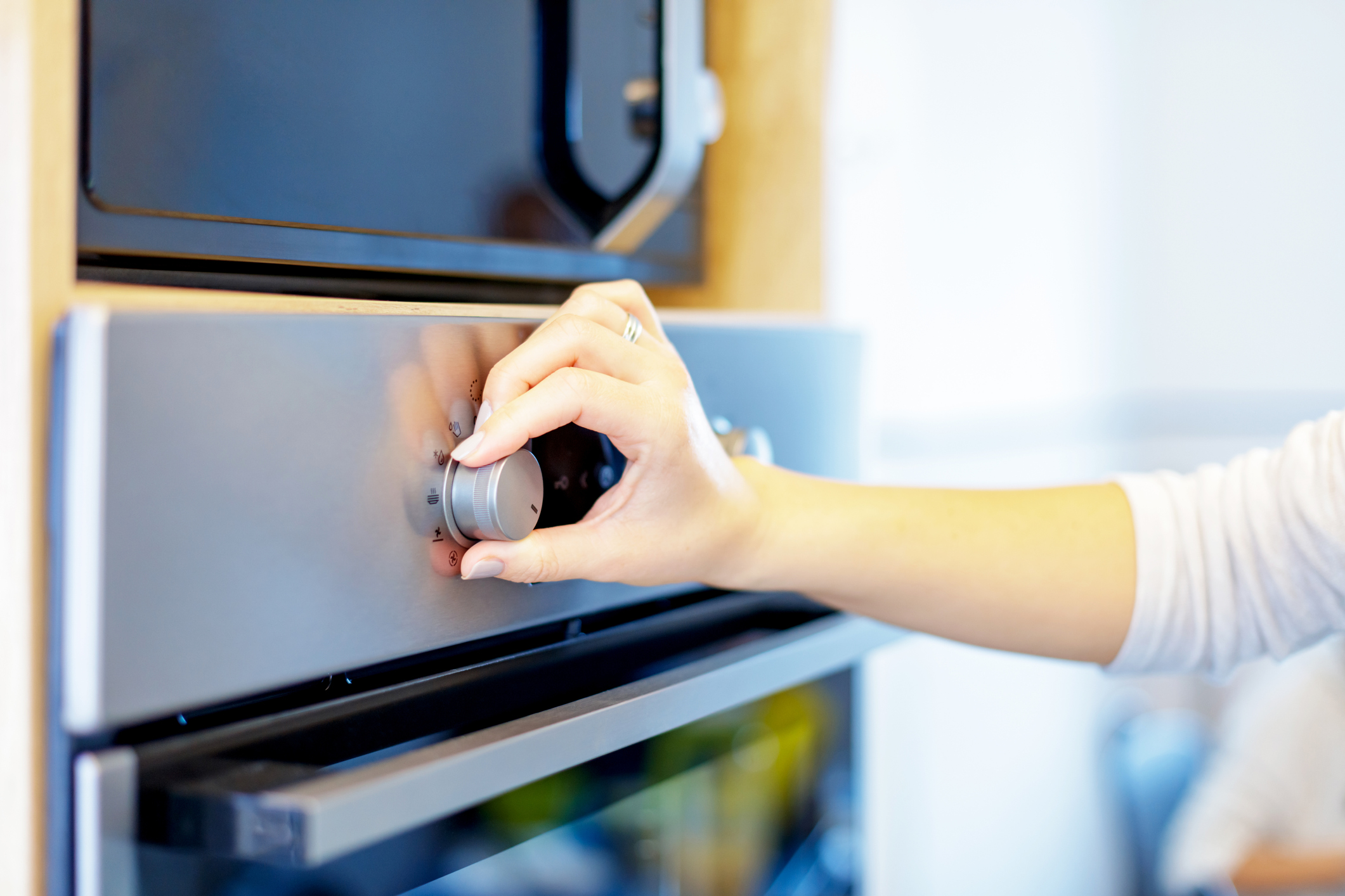 Adjusting baking program on built in oven