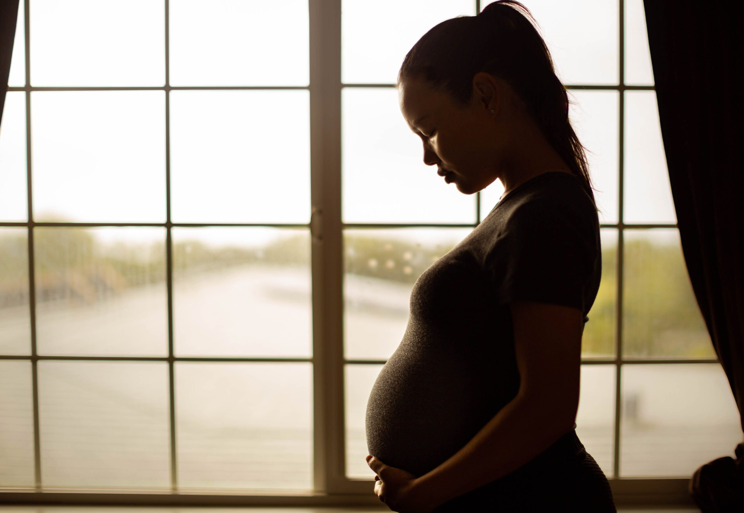 worried pregnant woman