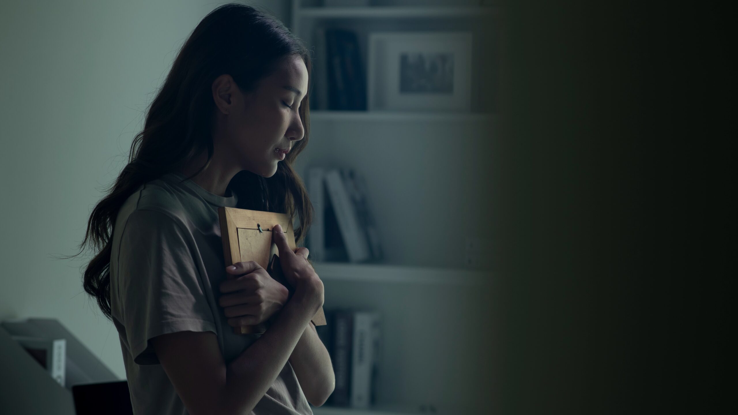 A woman holding a picture