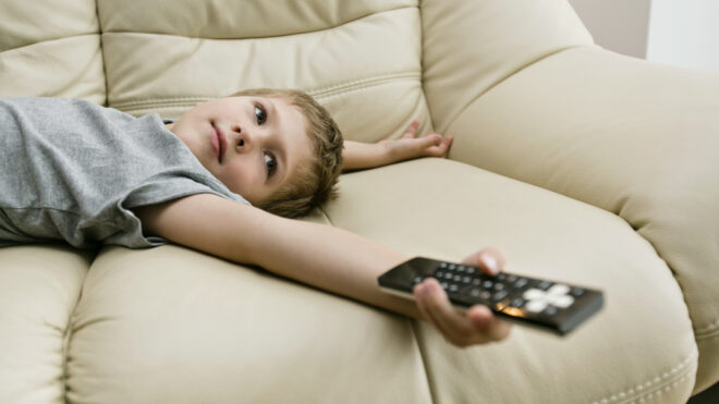 letting-kid-watch-tv