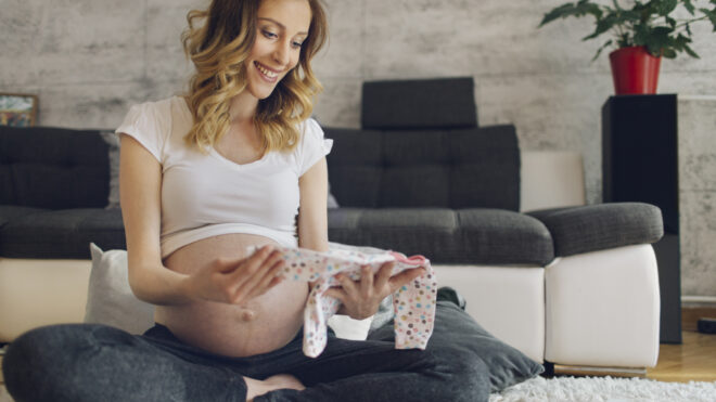 pregnant mom baby registry, baby registry essentials