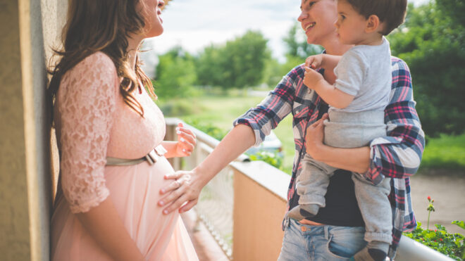 pregnant-friend-baby