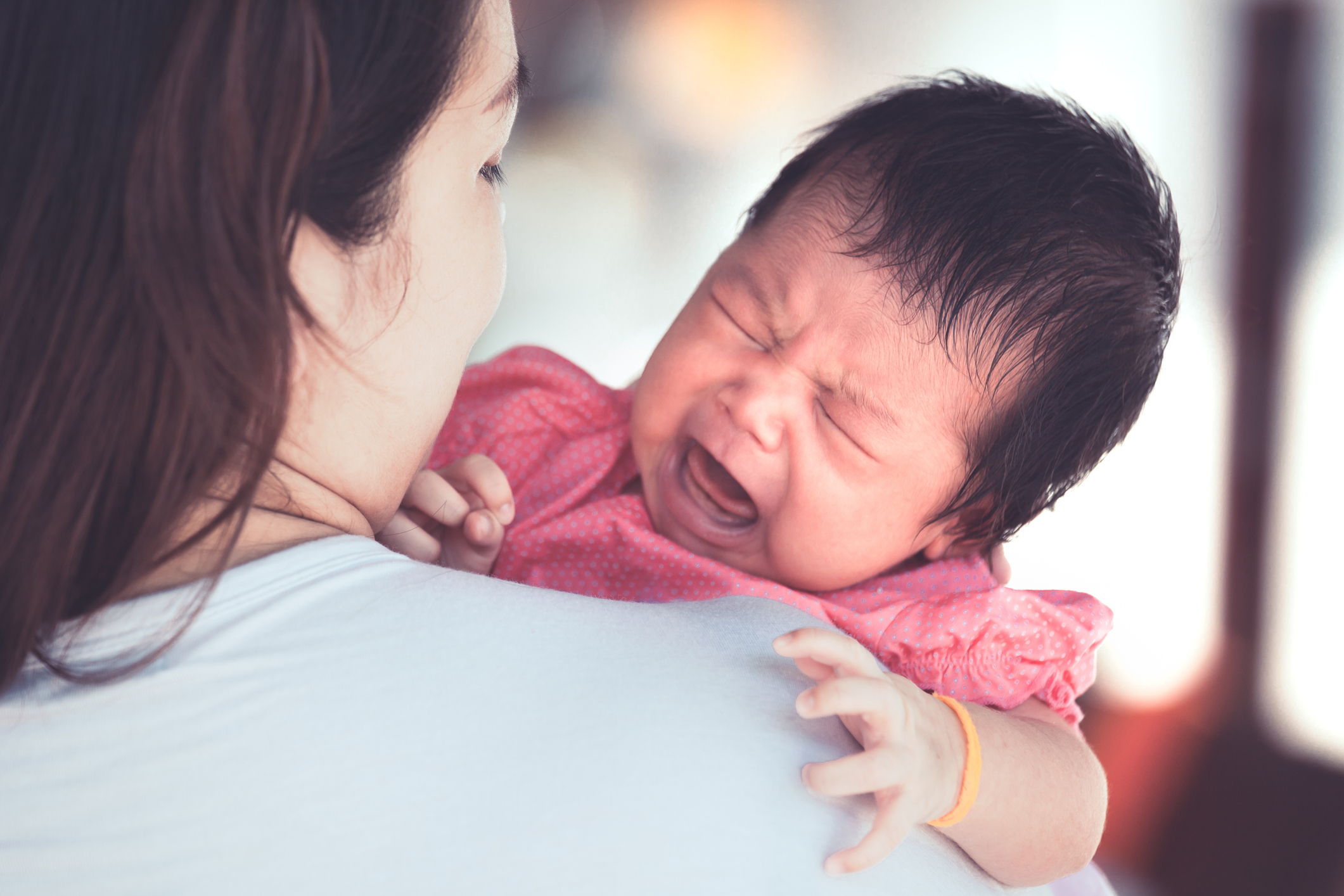 newborn-crying-colic
