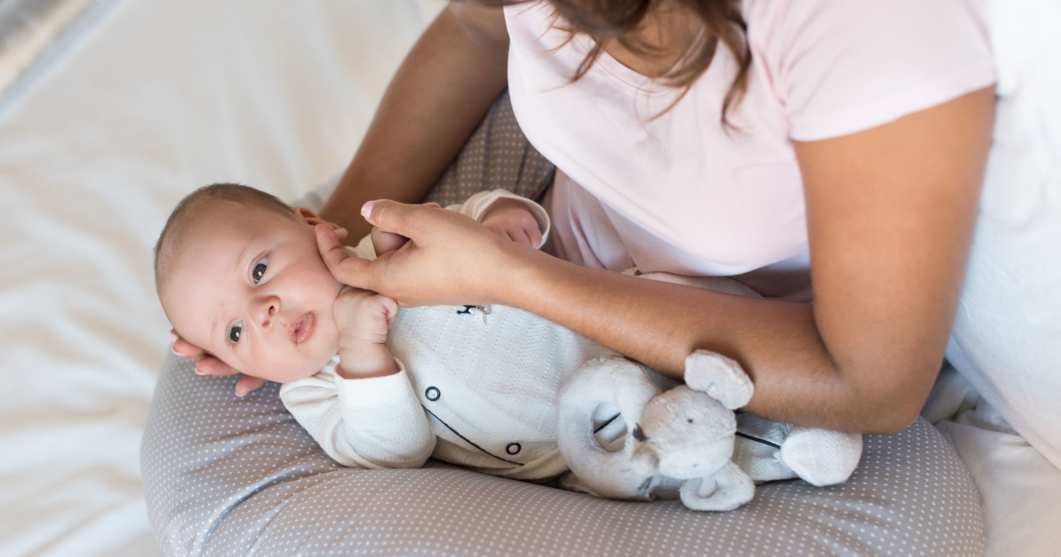 mom holding newborn