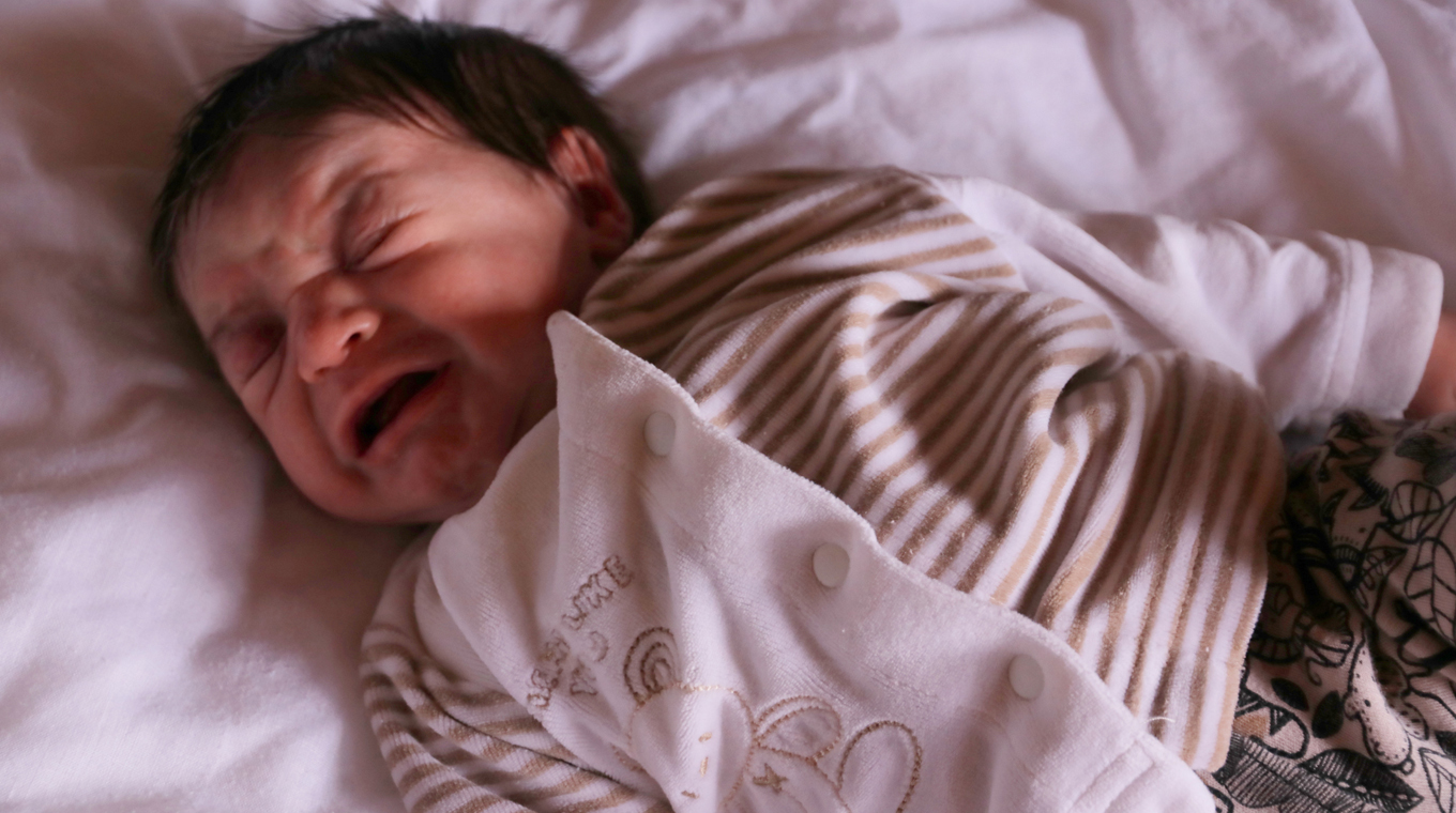 reasons_for_baby_crying_in_sleep_3.jpg