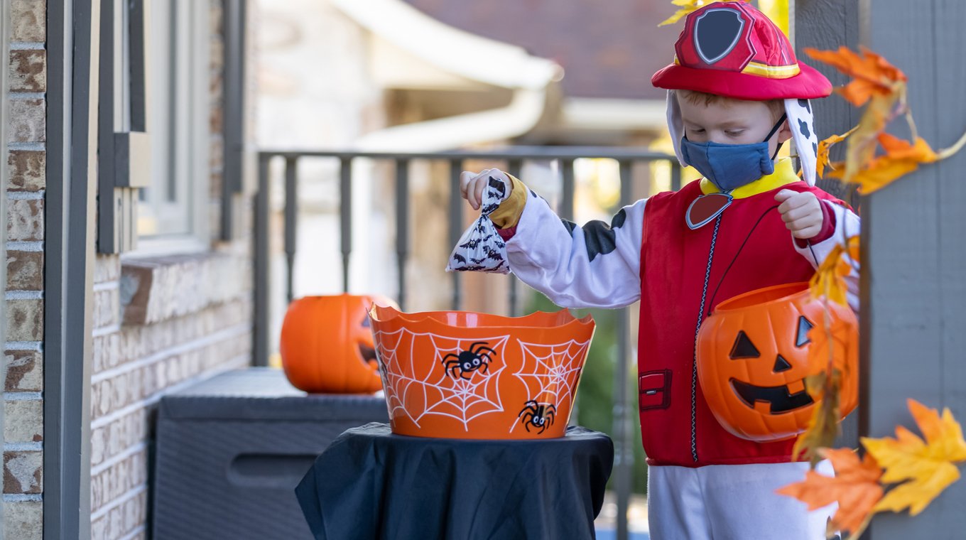 safe_halloween_candy_1.jpg