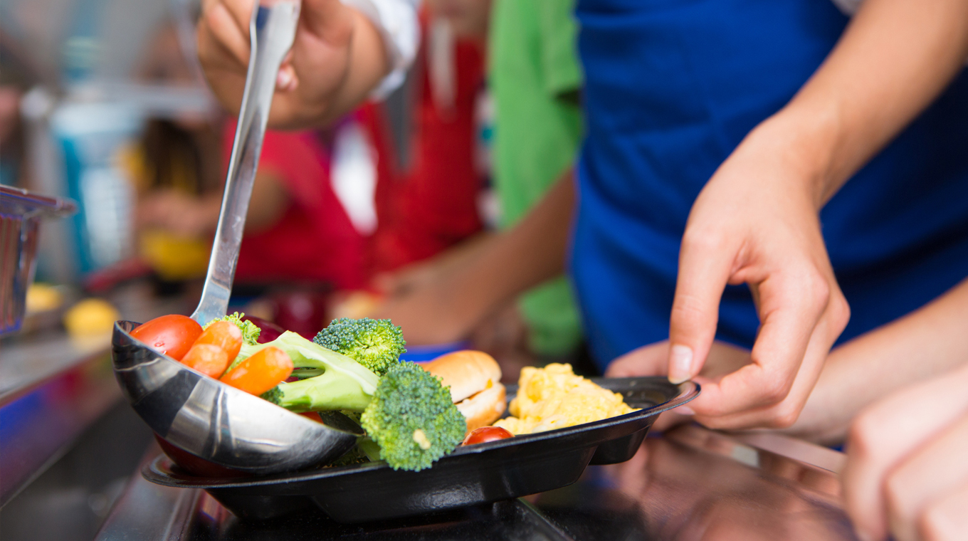 school-lunch-reopening-2.jpg