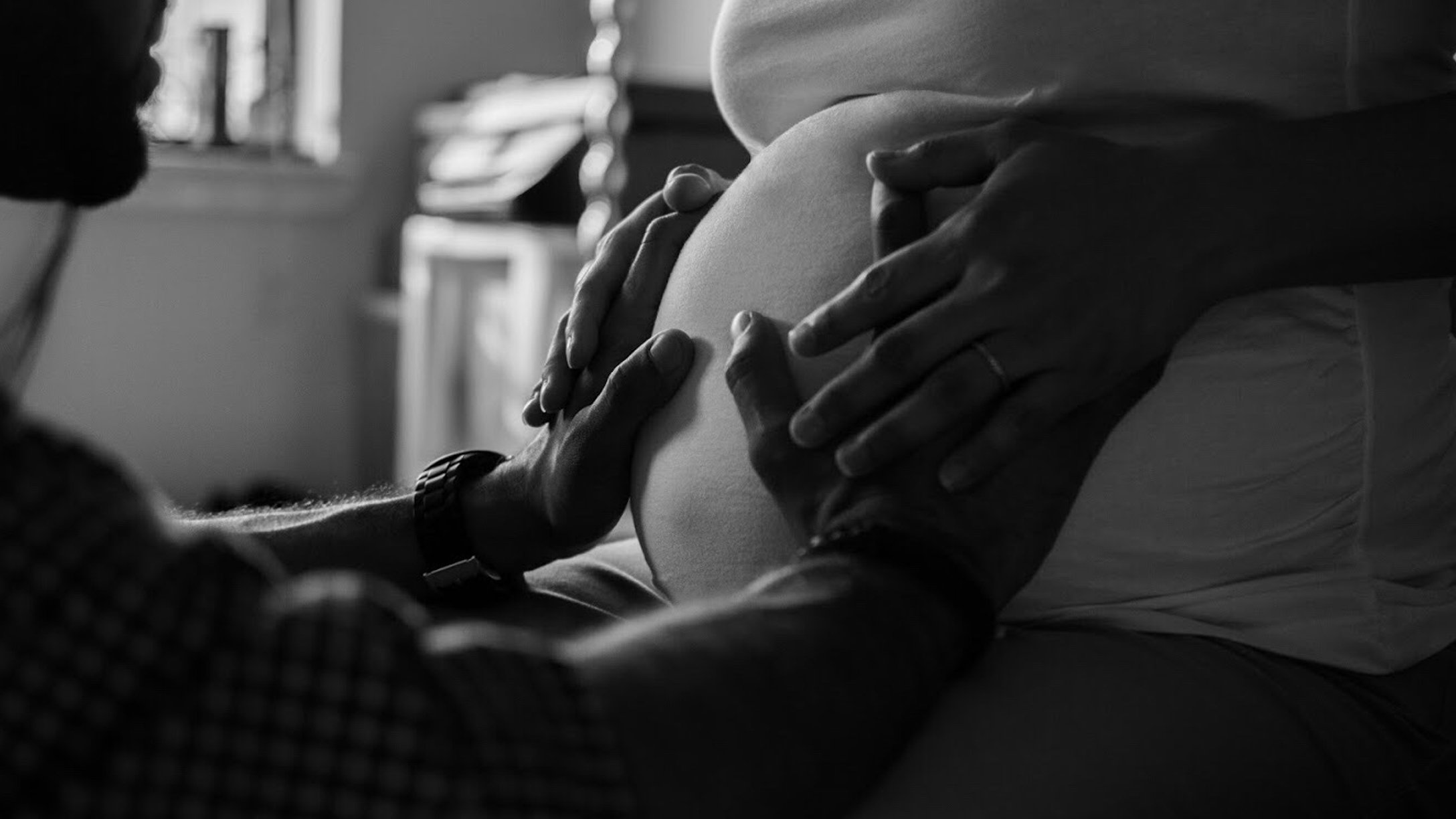 sex-while-pregnant-featured