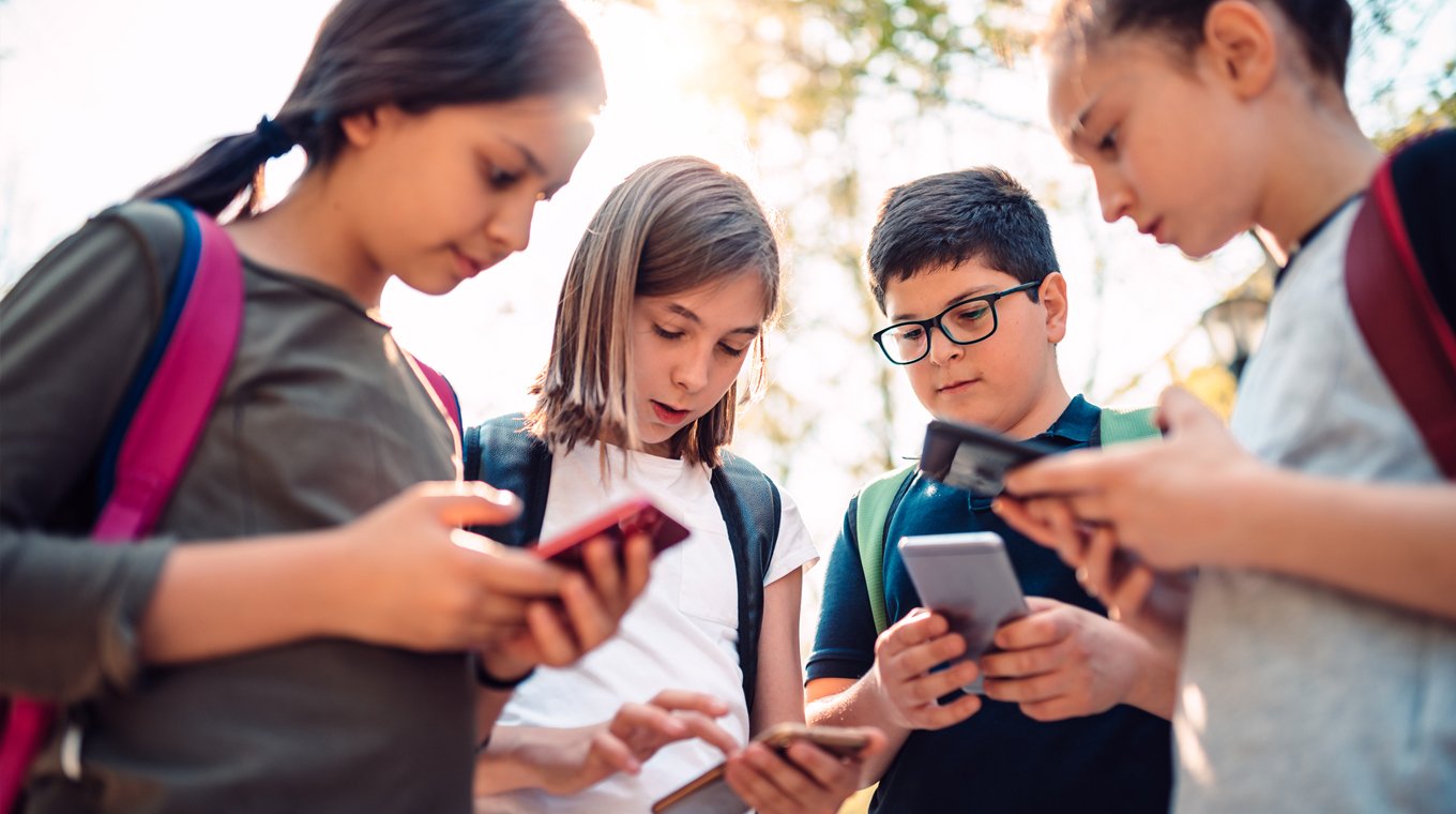social_media_safety_for_kids_1.jpg