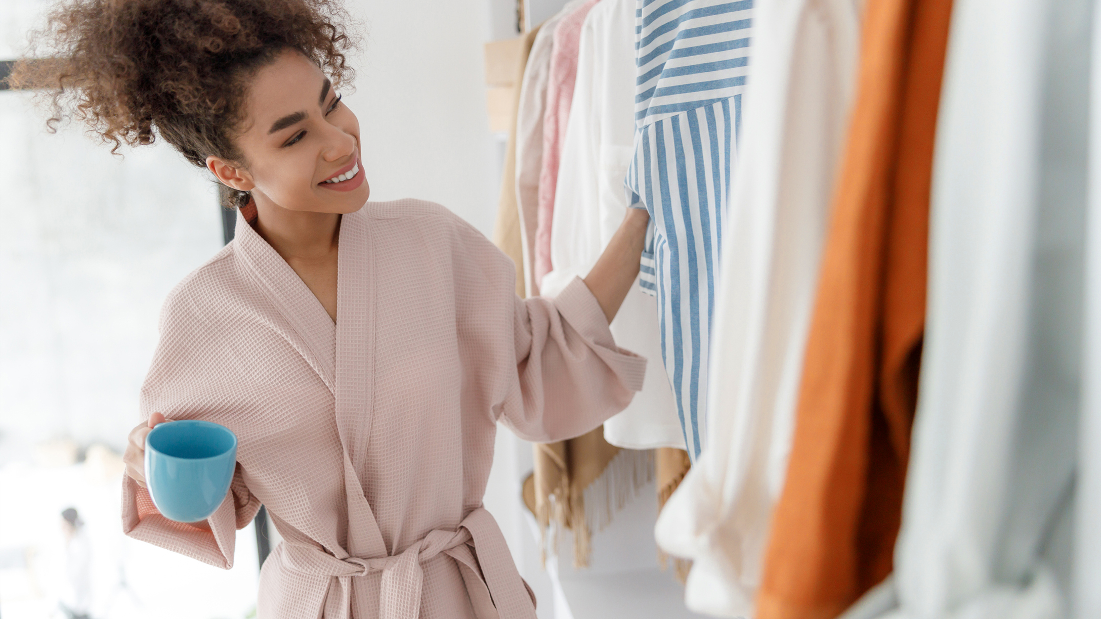 spring clean closet featured