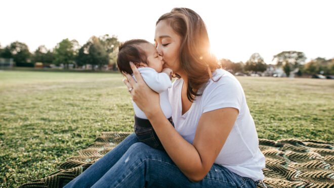 when-can-I-take-my-newborn-outside-featured
