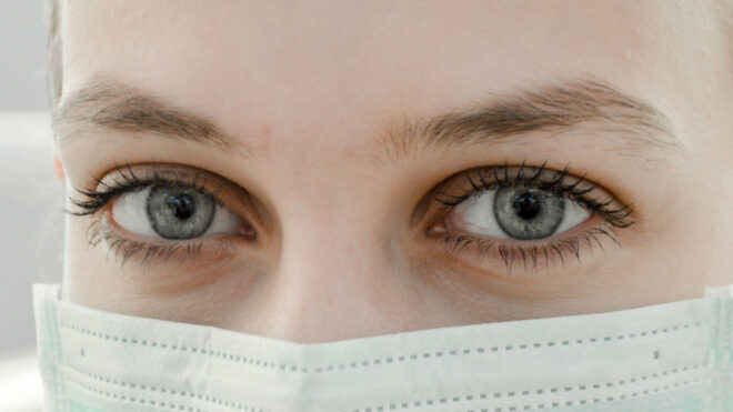 woman-face-mask