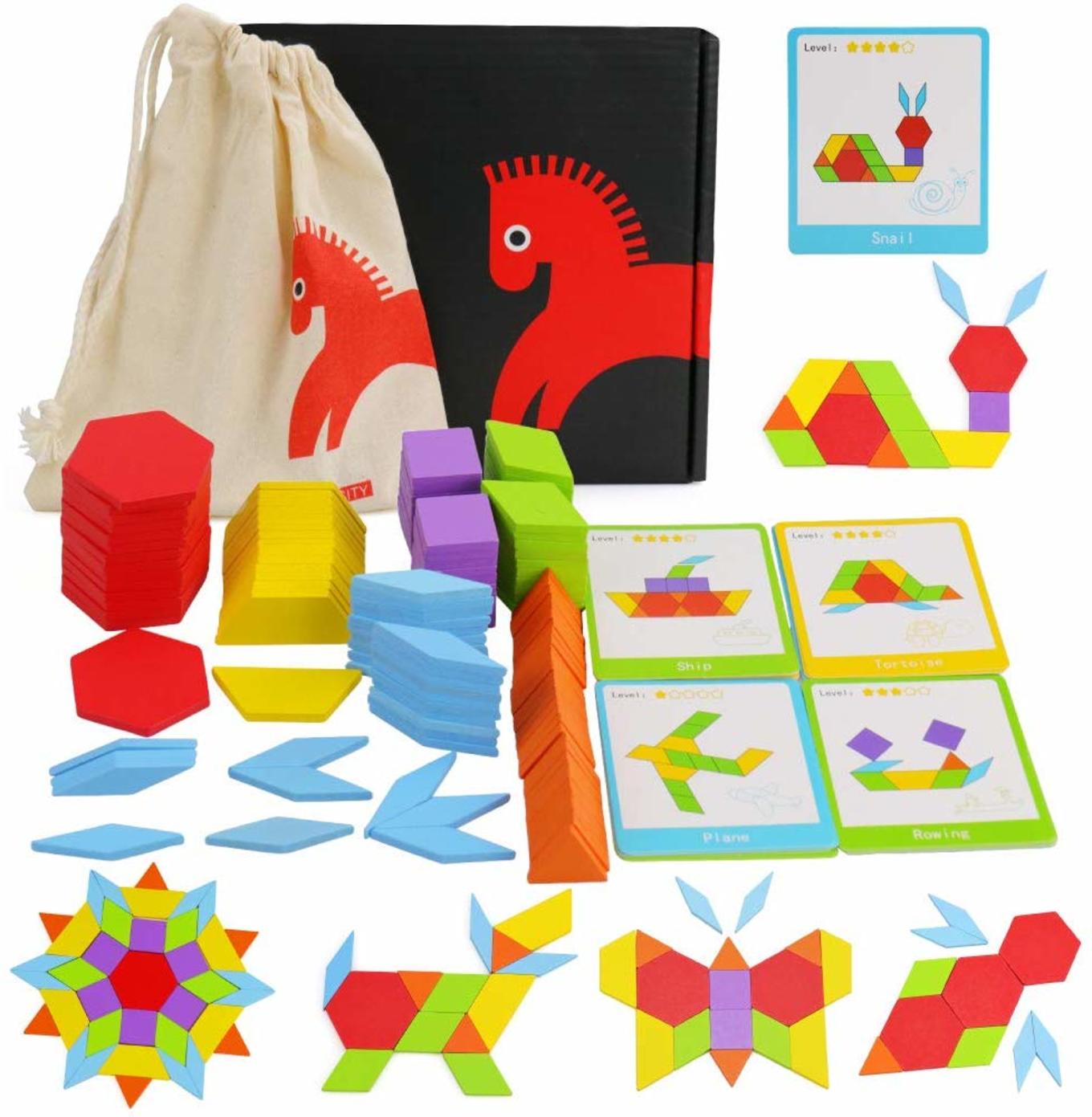 wooden_picture_set.jpg
