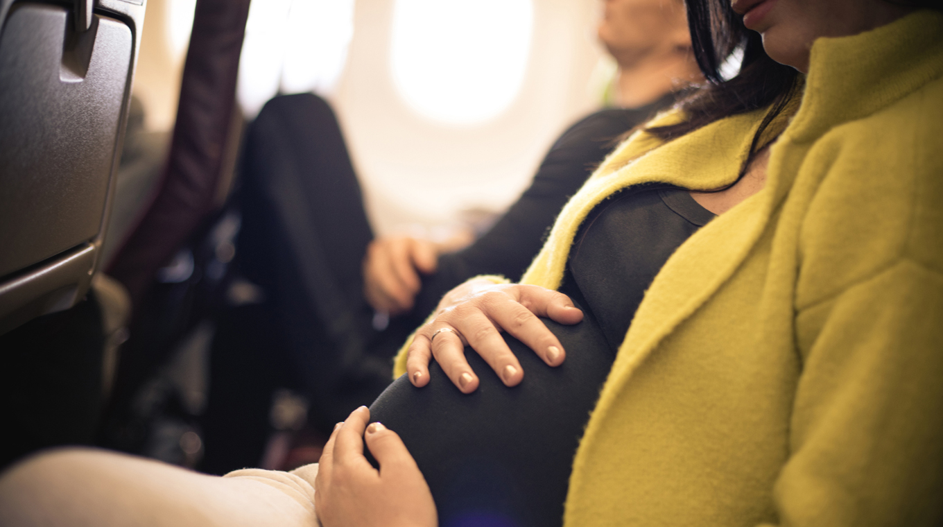 flying-while-pregnant-2