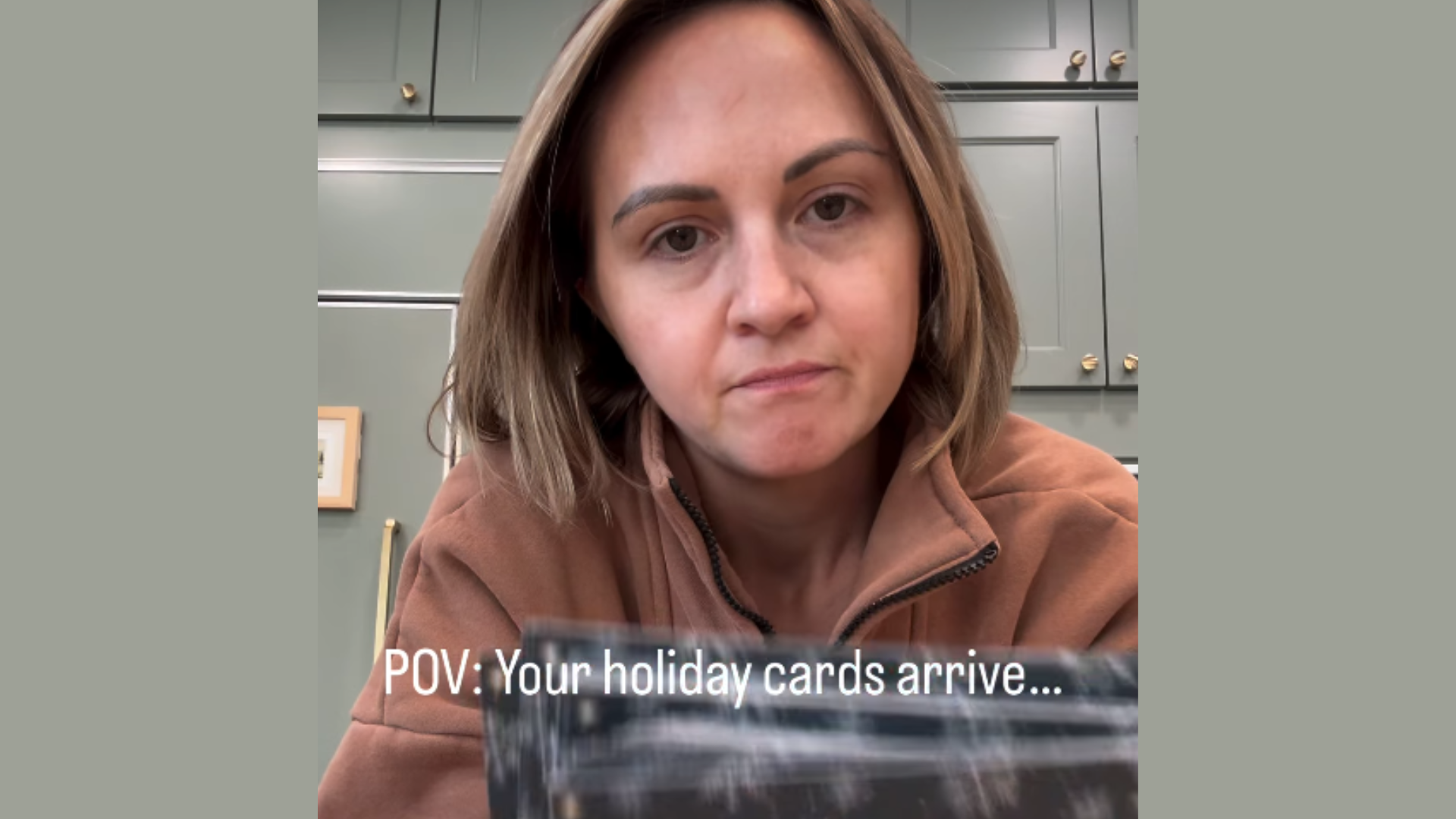 Mom Accidentally Got The Wrong Name On Family Christmas Cards mom-accidentally-got-the-wrong-name-on-family-christmas-cards